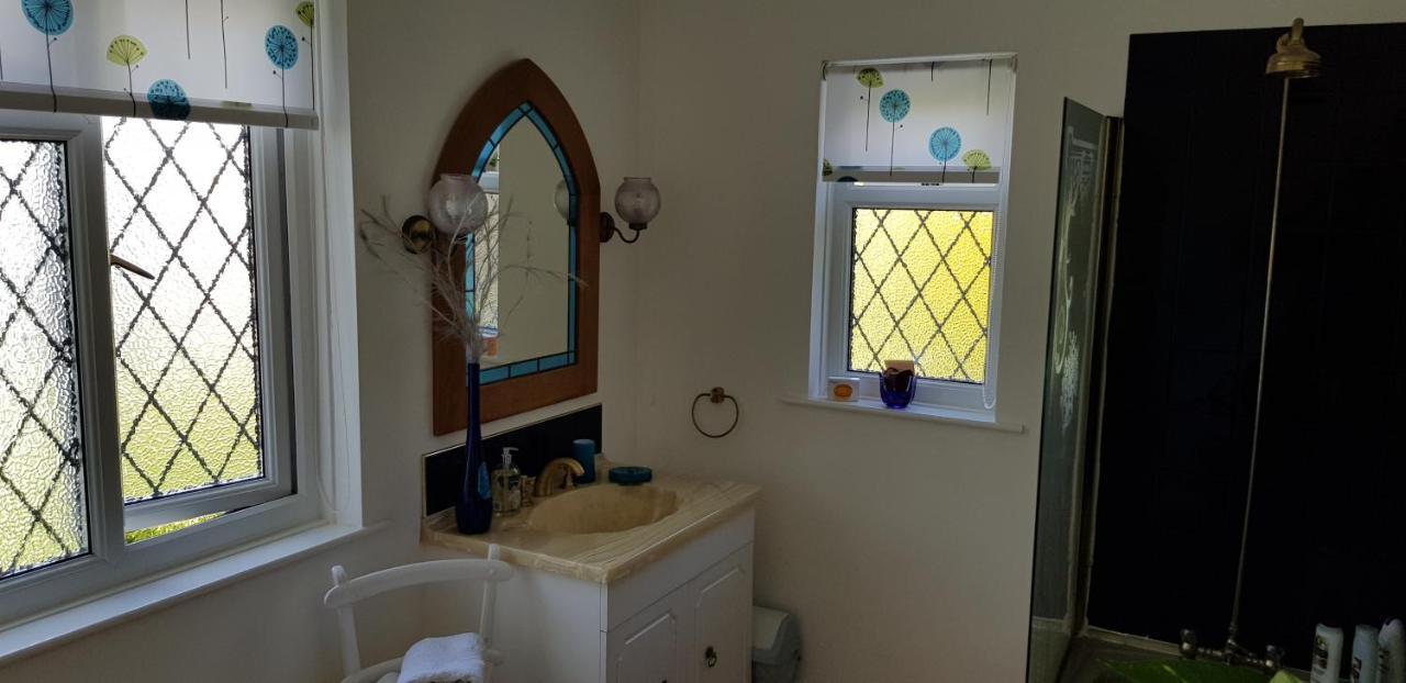 Wychwood House Bed & Breakfast Penally Luaran gambar