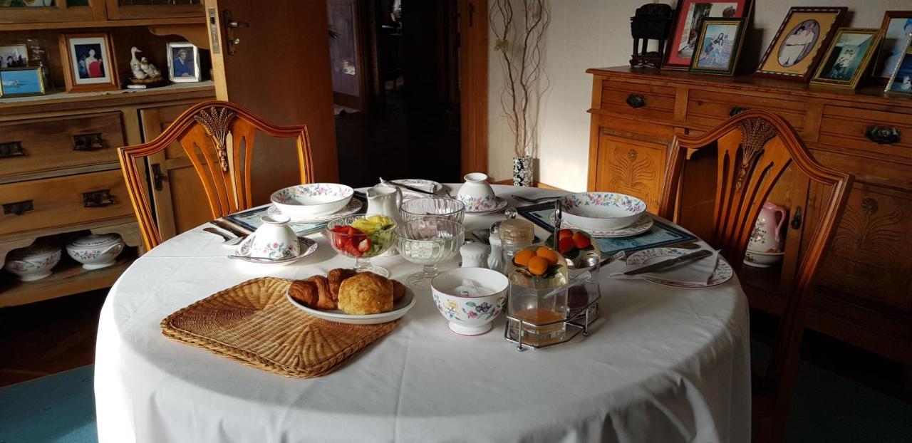Wychwood House Bed & Breakfast Penally Luaran gambar