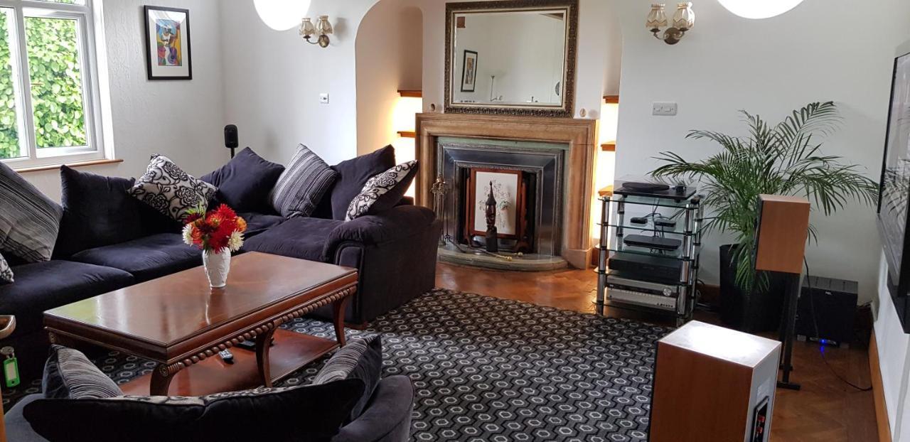 Wychwood House Bed & Breakfast Penally Luaran gambar
