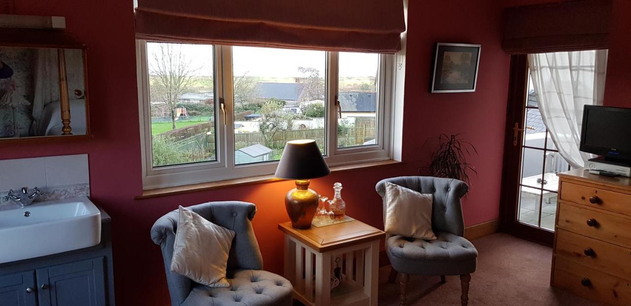 Wychwood House Bed & Breakfast Penally Luaran gambar