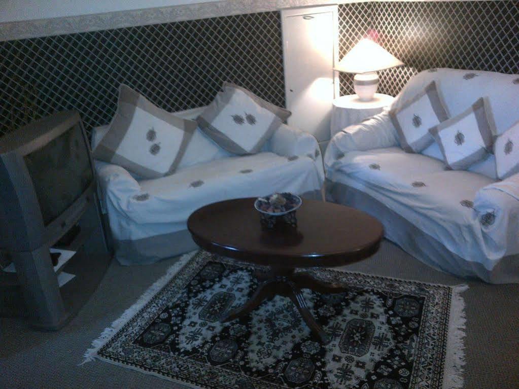 Wychwood House Bed & Breakfast Penally Luaran gambar